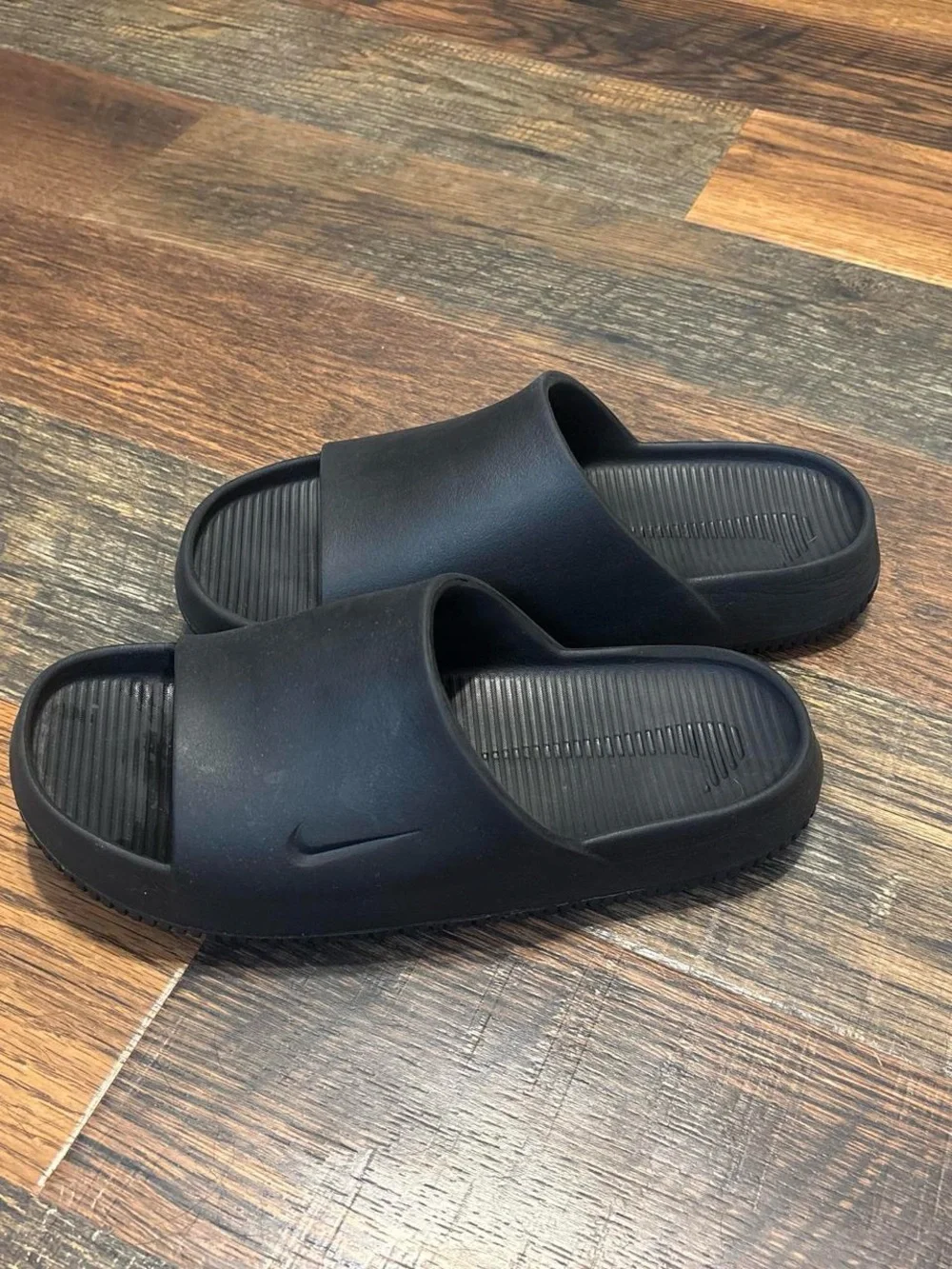 Nike classic slide